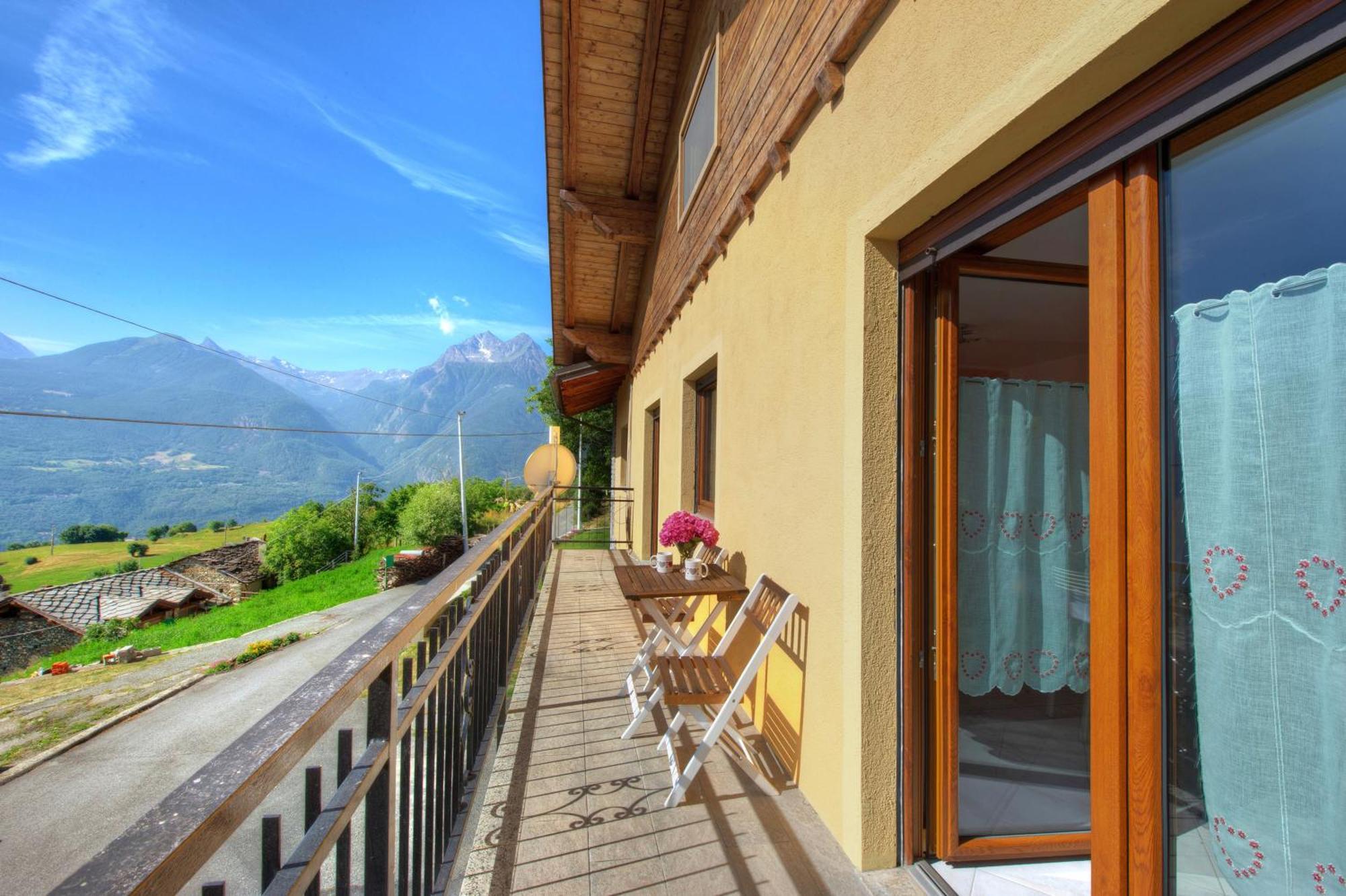 Il Piccolo Nido Apartment Aosta Ngoại thất bức ảnh