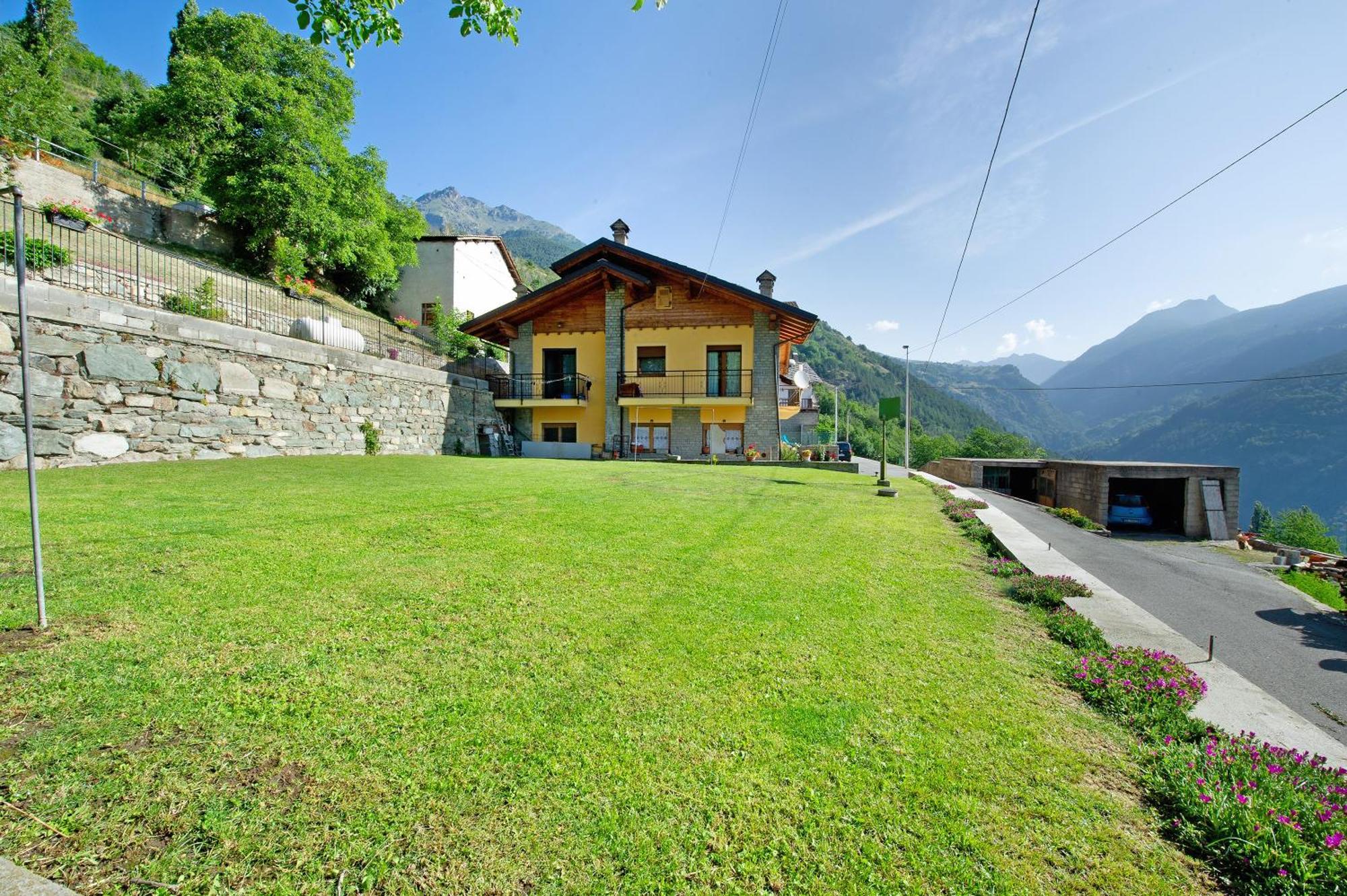 Il Piccolo Nido Apartment Aosta Ngoại thất bức ảnh